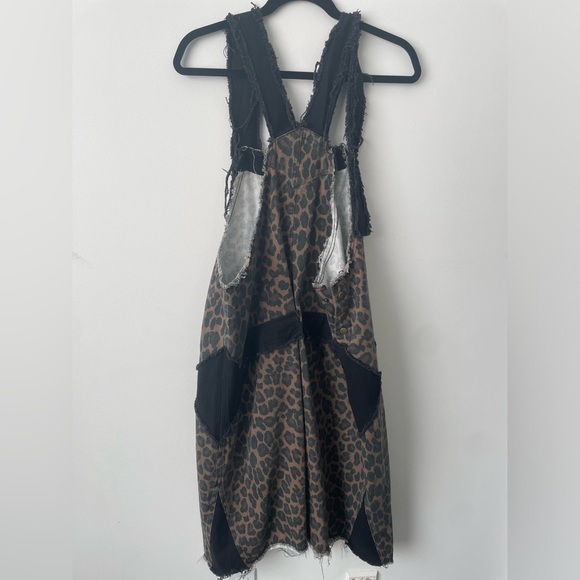 Kate Hewko Leopard Print Dress - Picture 2 of 3